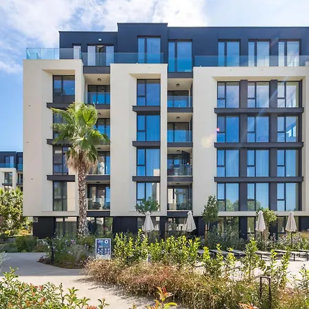 Pool View Azur Deluxe Resort&spa Appartement Varna