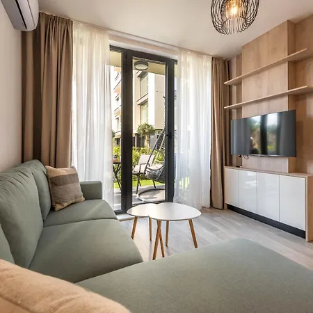 Pool View Azur Deluxe Resort&spa *