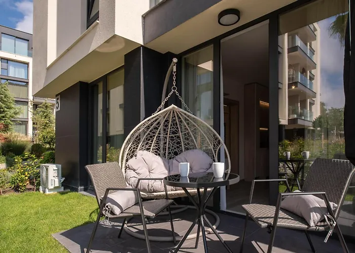 Pool View Azur Deluxe & Varna