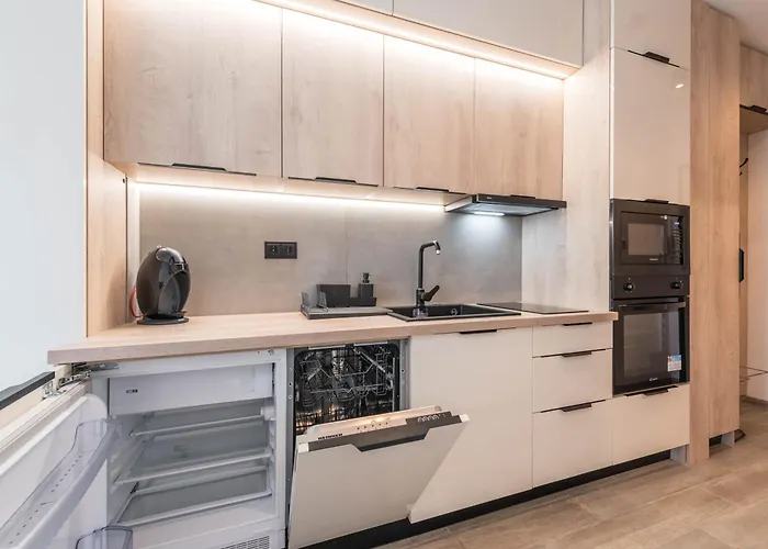 Pool View Azur Deluxe & Lägenhet *